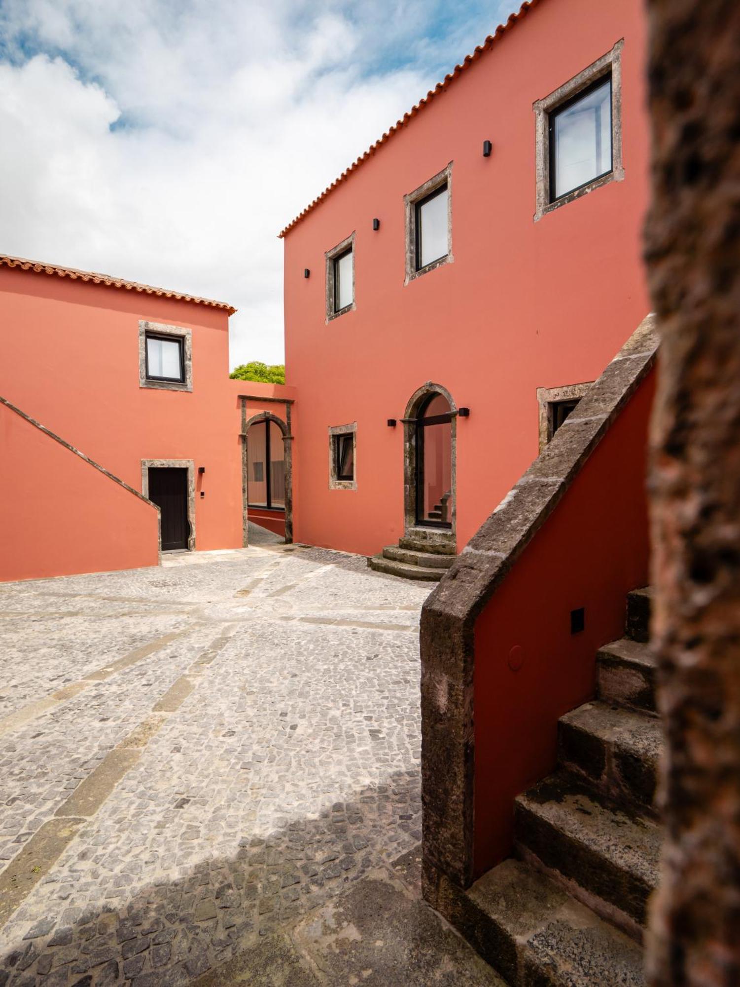 Quinta Da Casa Grande Farm stay